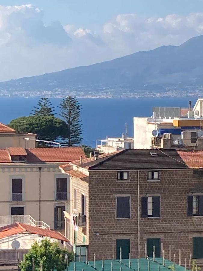 La Reginella Apartment Сорренто Экстерьер фото