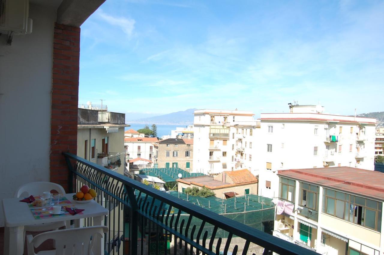 La Reginella Apartment Сорренто Экстерьер фото
